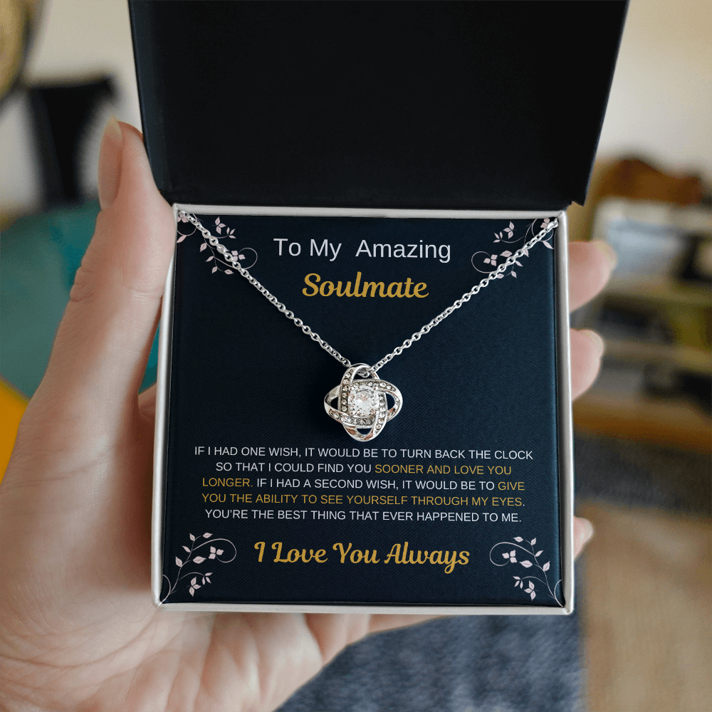 Show Your Love with the Love Knot Necklace!