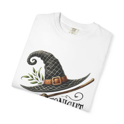 Whimsical Halloween T-Shirt: 'Tonight We Fly' Design for Spooky Season, Unisex Apparel, Perfect for Fall Festivities, Halloween Party [...]